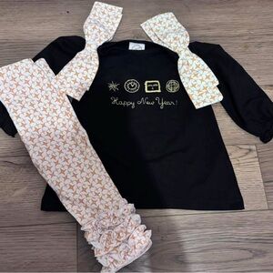Black "Happy New Year" Top with Gold Embroidery and Star-Print Bow Set
